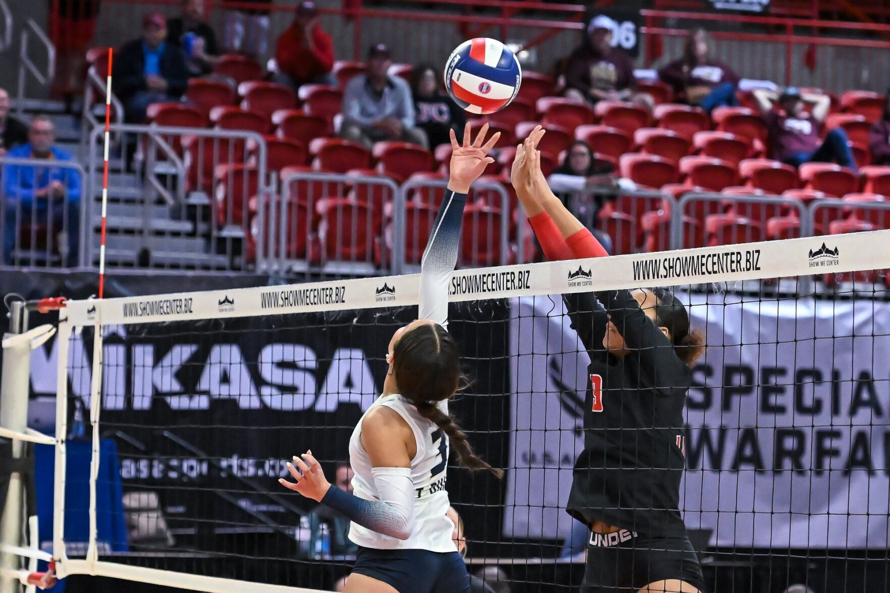 11/7/24 - Girls Volleyball - C4 Champ - St Piux X vs Jefferson City